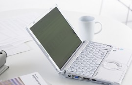ノートパソコンイメージ